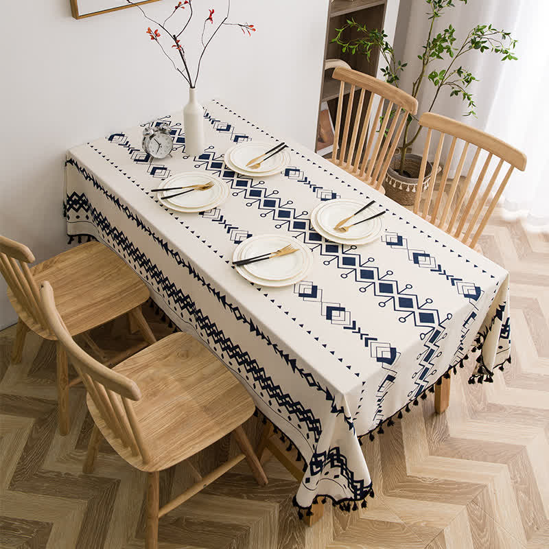 Tovaglia stampata con nappe etniche di ortensia