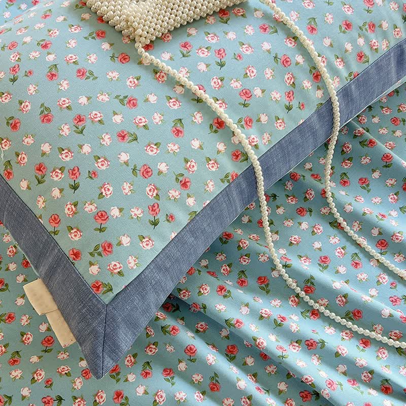 Copriletto in cotone con stampa floreale in stile pastorale