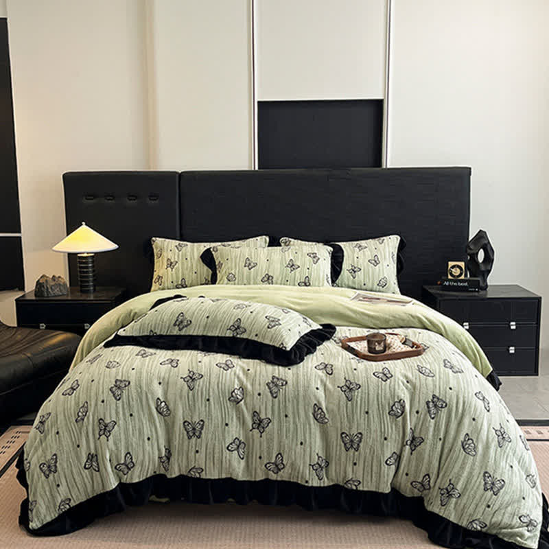 Set di biancheria da letto in peluche con volant a forma di farfalla Ownkoti (4 pezzi) - image 14