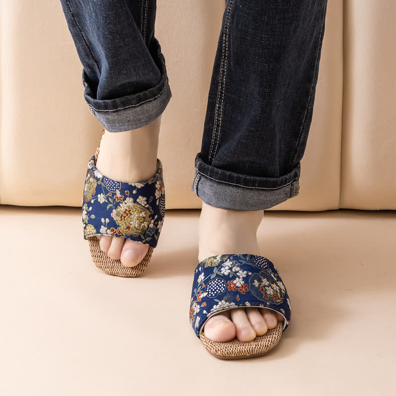 Pantofole da casa in lino con ricami floreali - Blu navy - L - image 13