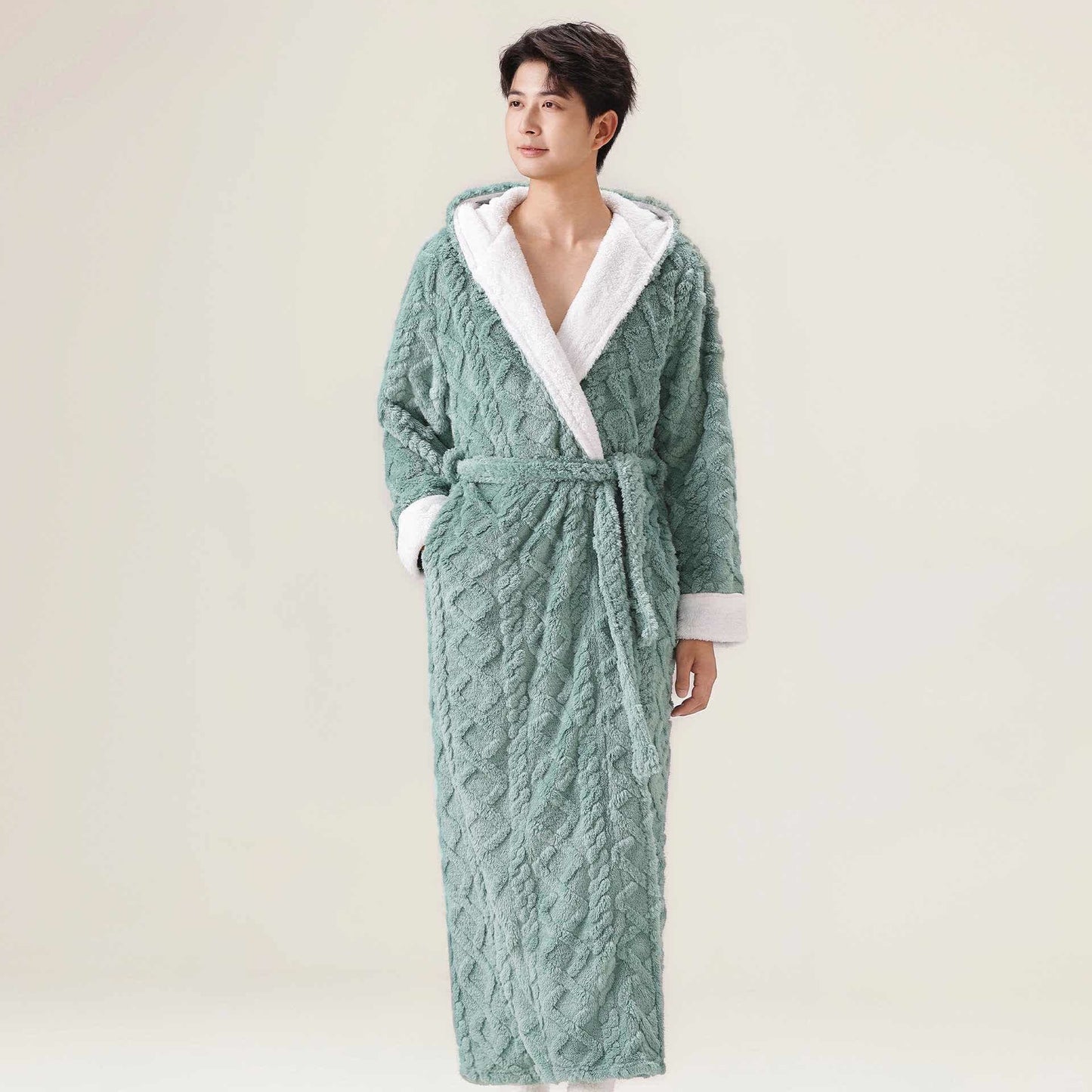 Accappatoio caldo in peluche con cappuccio in jacquard - image 5