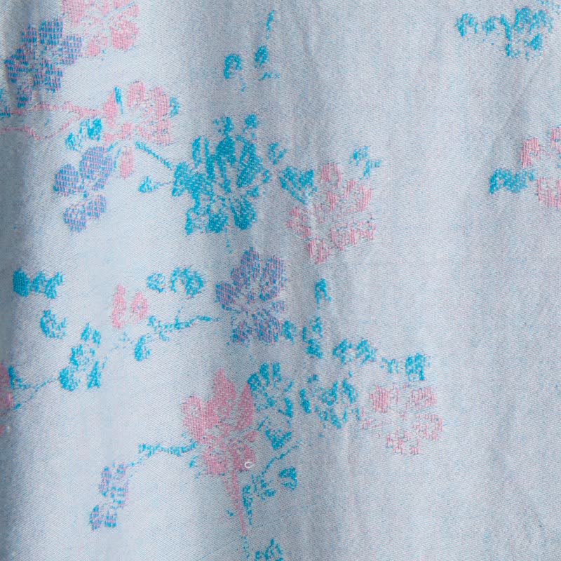 Grazioso kimono in garza di cotone con fiori di prugna - image 12