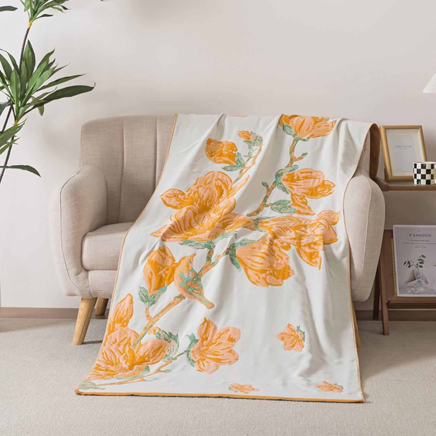 Asciugamano da bagno di lusso in garza di cotone con motivo floreale e uccelli - Giallo - 90cm x 180cm - image 1