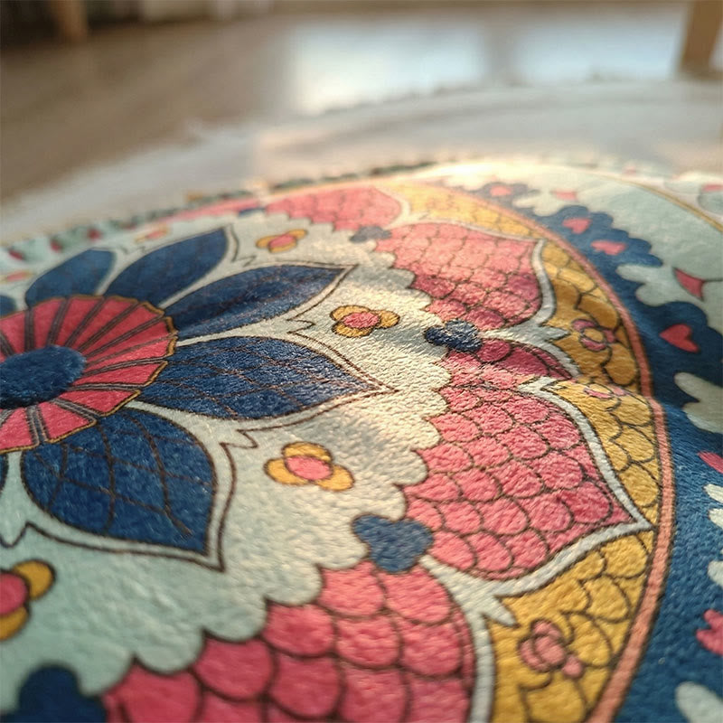 Cuscino decorativo con motivo mandala bohémien a foglie - image 2