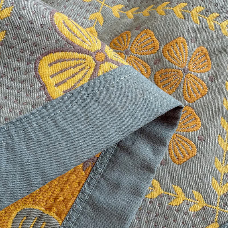 Coperta in garza di cotone a 3 strati con motivo geometrico a trifoglio - image 11