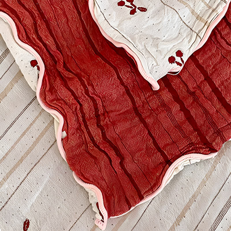 Set di biancheria da letto in cotone lavato con motivo a righe rosse e finiture a ciliegia. - image 4