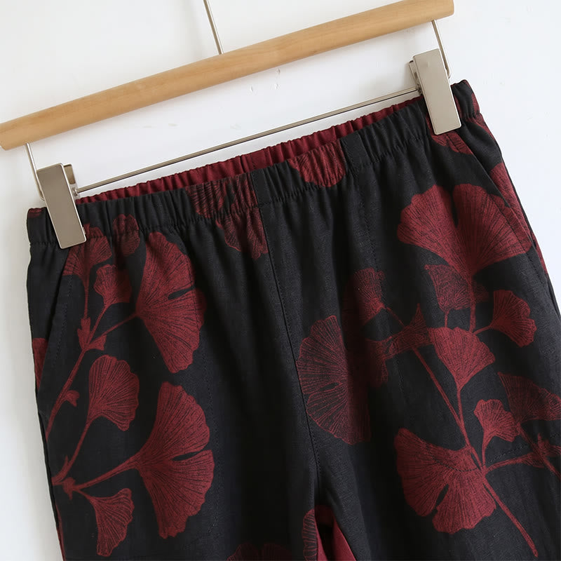 Completo da casa composto da canotta e pantaloni con motivo a foglie botaniche. - image 5
