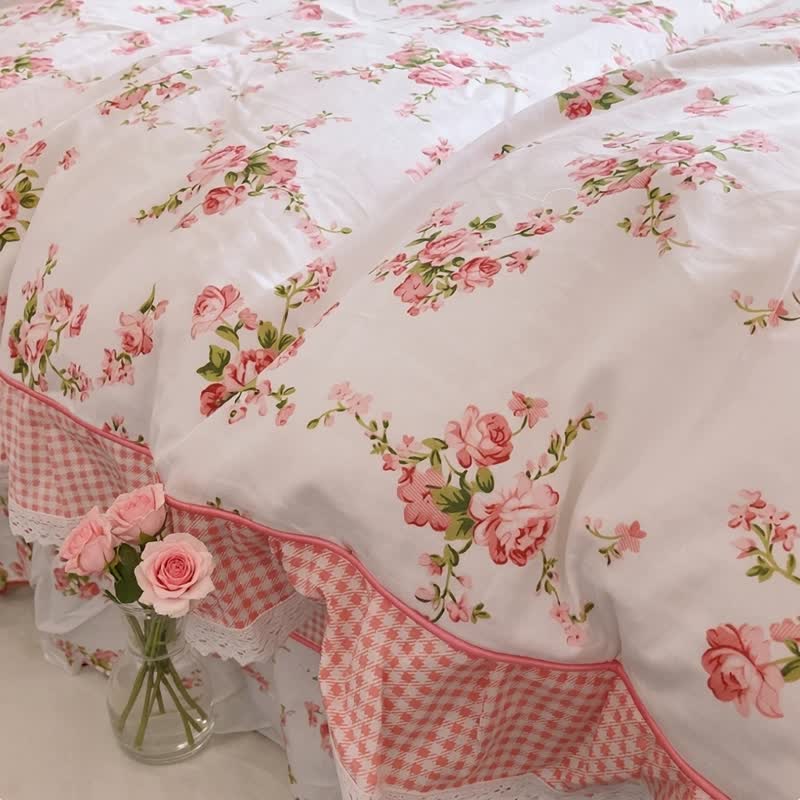 Set di biancheria da letto in cotone con volant e stampa floreale vintage. - image 5