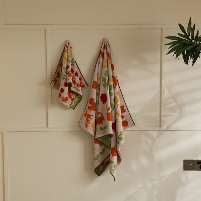 Asciugamano da bagno morbido in cotone con animali e fiori