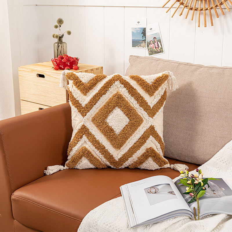 Copricuscino Ownkoti in jacquard marocchino con nappe