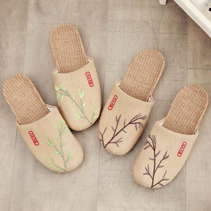 Comode pantofole in lino ricamate Plum Bossom