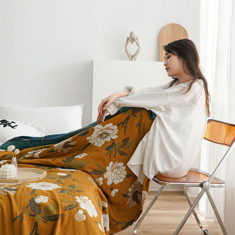 Trapunta reversibile in cotone con fiori gialli Boho di Ownkoti