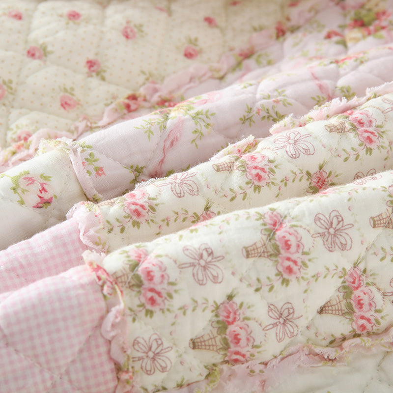 Trapunta in puro cotone morbido con patchwork pastorale