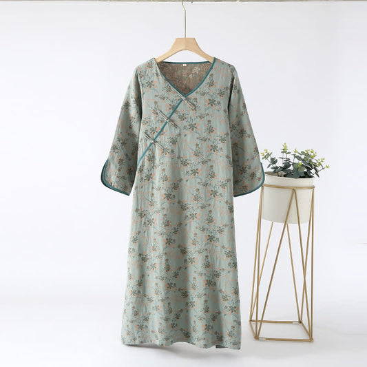 Elegante camicia da notte floreale in puro cotone