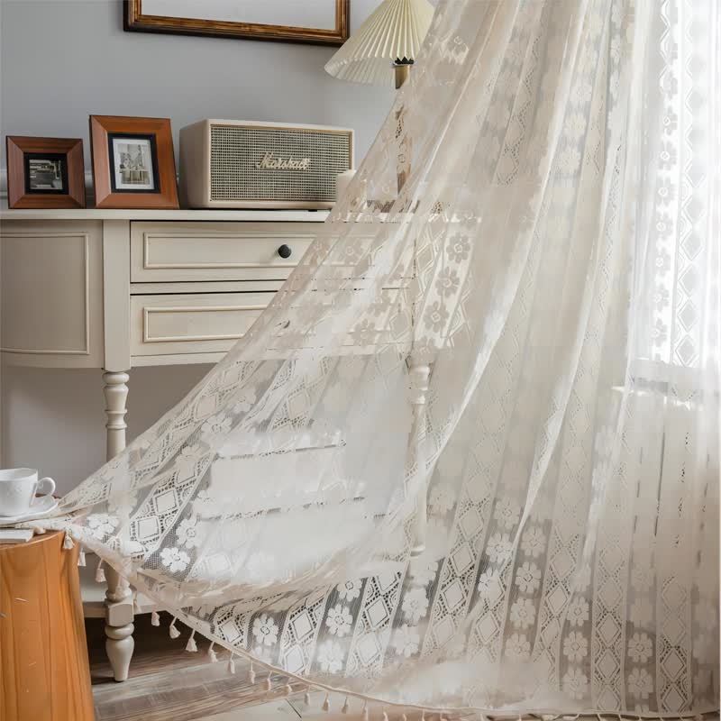 Tenda decorativa cava a forma di diamante e fiore