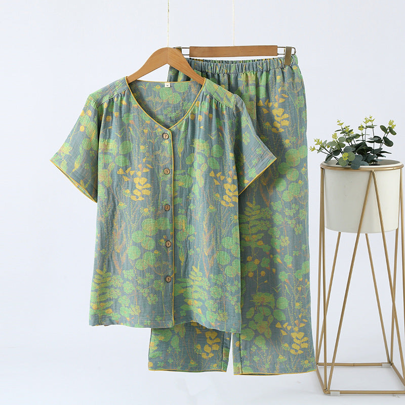 Completo da casa con pantaloni a maniche corte