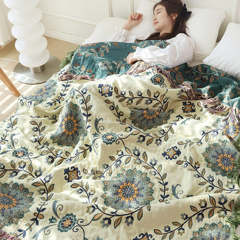 Trapunta reversibile in garza di cotone con motivo floreale e nappe - Verde scuro e beige - Matrimoniale - image 0