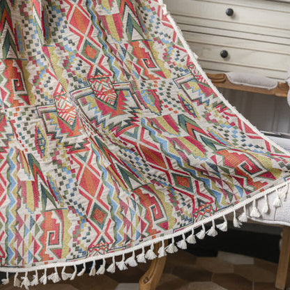 Tenda semi-ombreggiante con nappe geometriche colorate