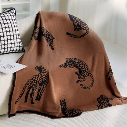 Coperta reversibile lavorata a maglia con motivo leopardato retrò