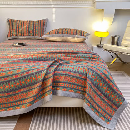 Trapunta estiva con motivo geometrico retrò jacquard