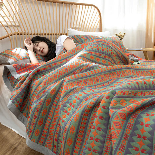 Trapunta estiva con motivo geometrico retrò jacquard