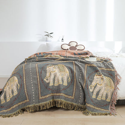 Trapunta con nappe in garza di cotone con elefante boemo