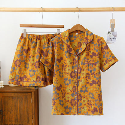 Pigiama a maniche corte con pantaloncini in cotone floreale