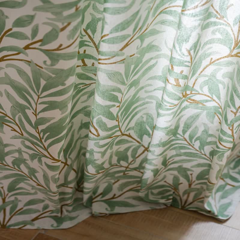 Tenda decorativa filtrante per la luce con foglie verdi