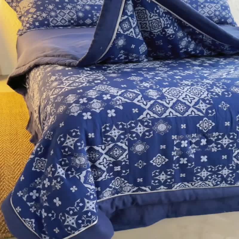 Trapunta morbida in puro cotone jacquard retrò