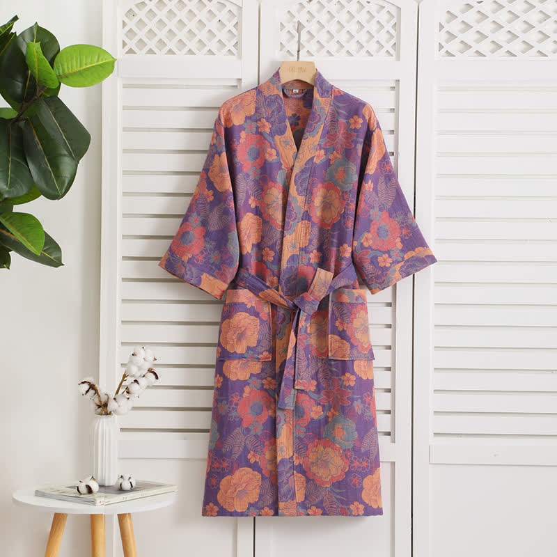 Accappatoio vintage floreale in garza di cotone con scollo a V