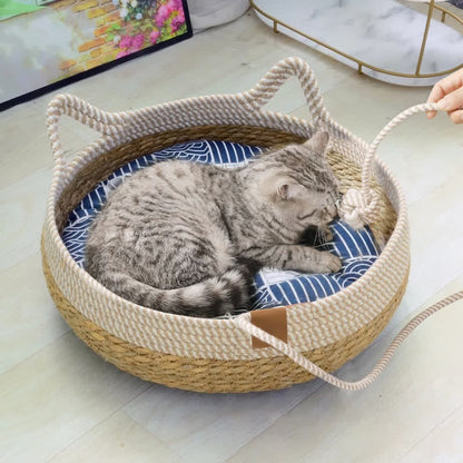 Letto per gatti in rattan intrecciato fatto a mano