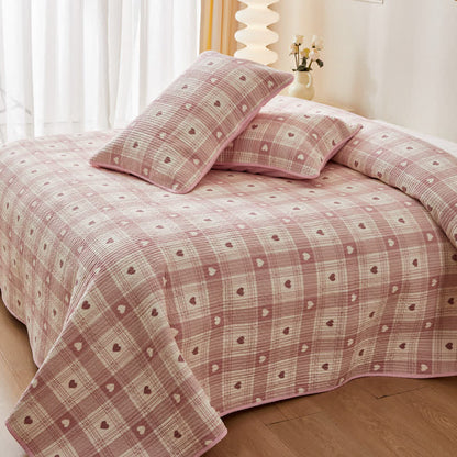 Biancheria da letto trapuntata in puro cotone con motivo a cuore e plaid
