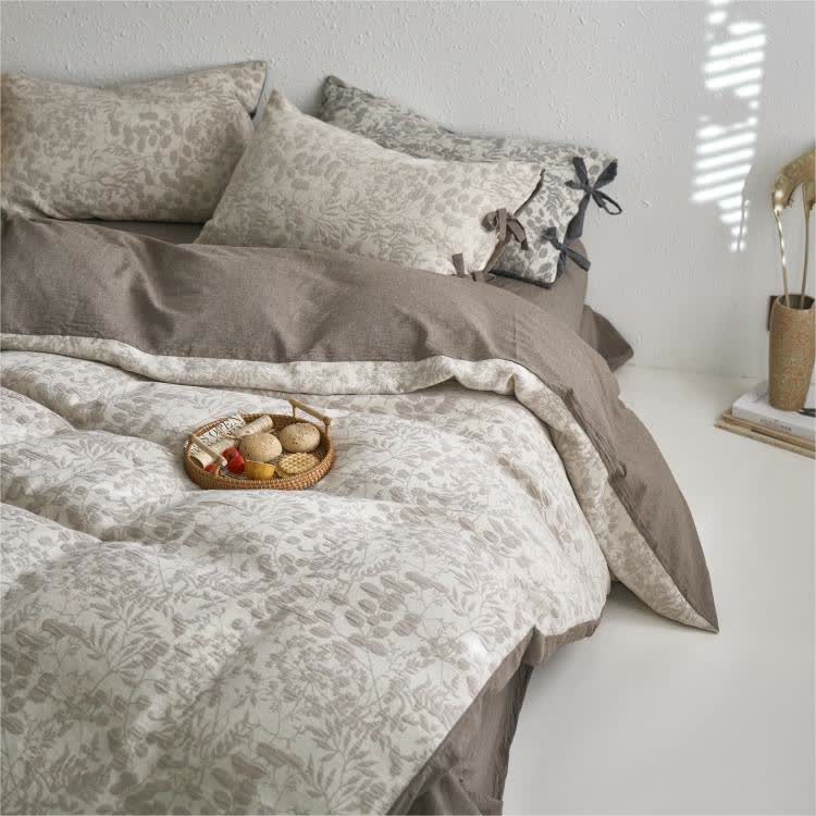 Set di biancheria da letto in garza di cotone a doppio strato floreale (4 pezzi)
