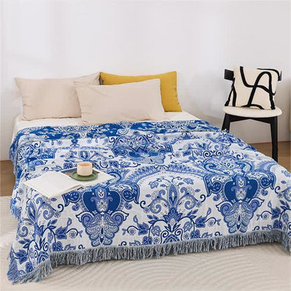 Trapunta leggera con nappa in cotone Paisley retrò