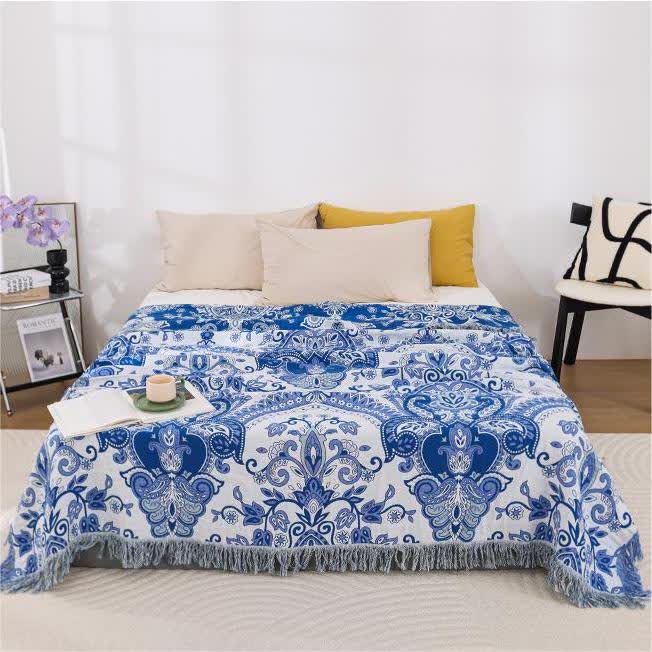 Trapunta leggera con nappa in cotone Paisley retrò