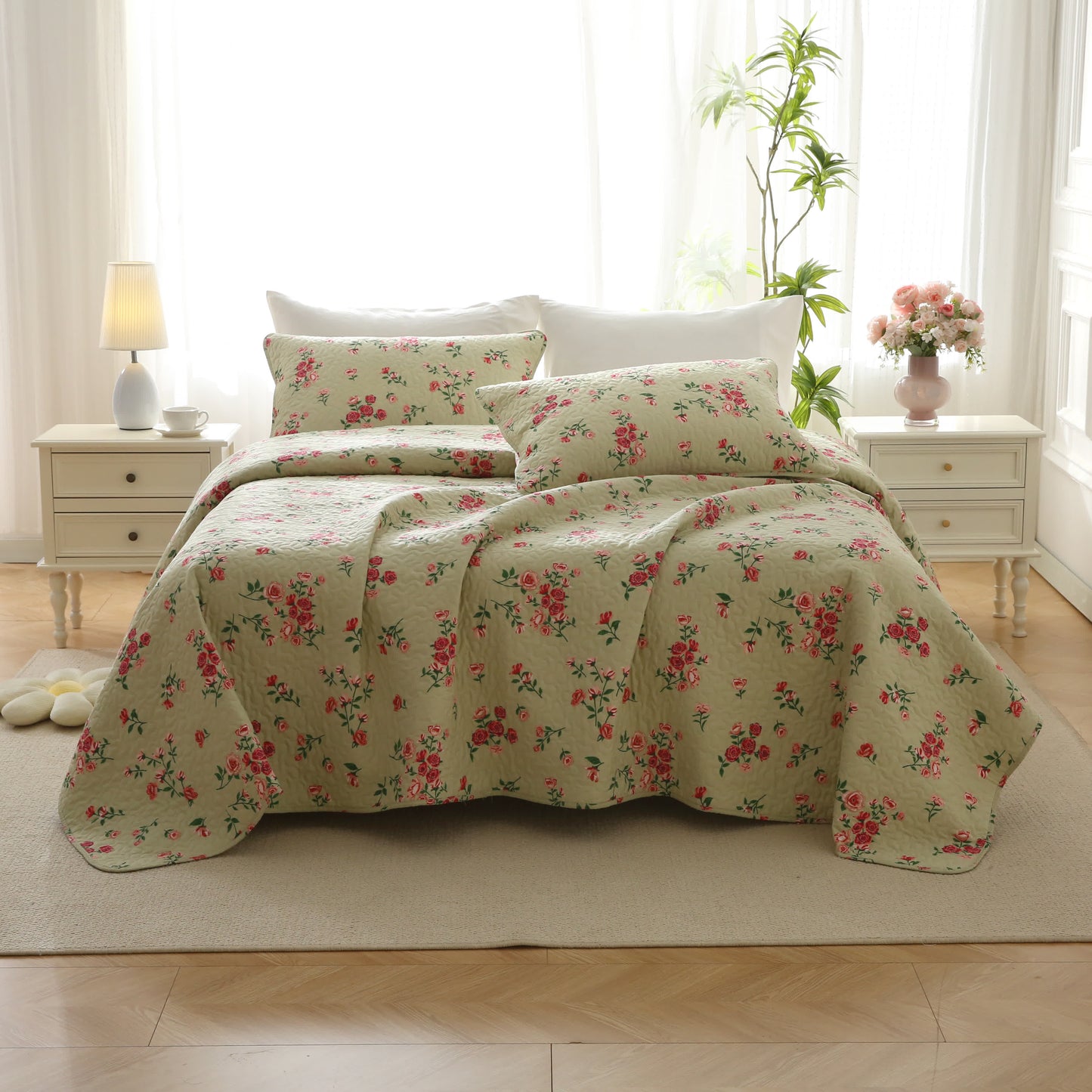 Elegante biancheria da letto trapuntata in cotone con motivo a rose