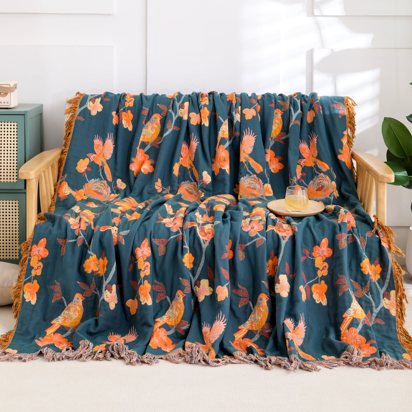 Trapunta reversibile con nappe in cotone floreale Magpie
