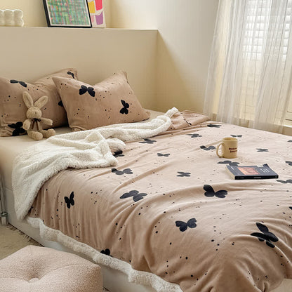 Coperta rustica in sherpa con farfalla