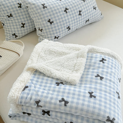 Coperta Sherpa con fiocco in maglia da ragazza