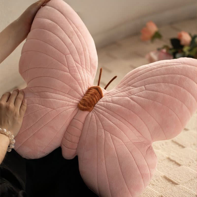 Cuscino decorativo morbido a forma di farfalla femminile