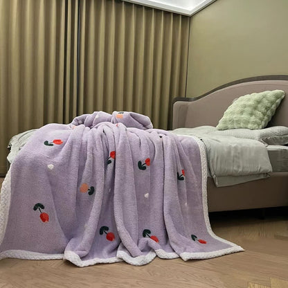 Coperta in pile morbido con motivo pastorale Tulip