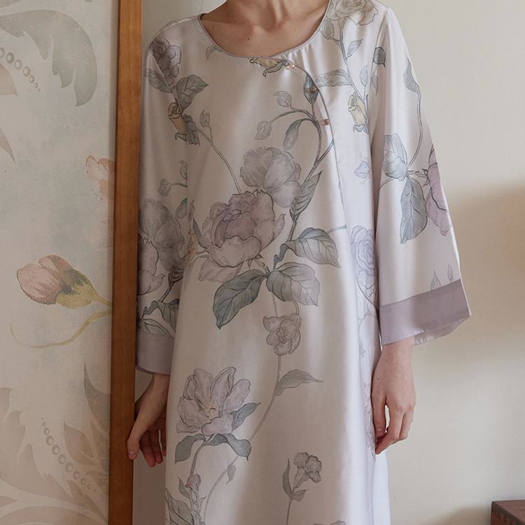Camicia da notte elegante e floreale in fibra di Lyocell
