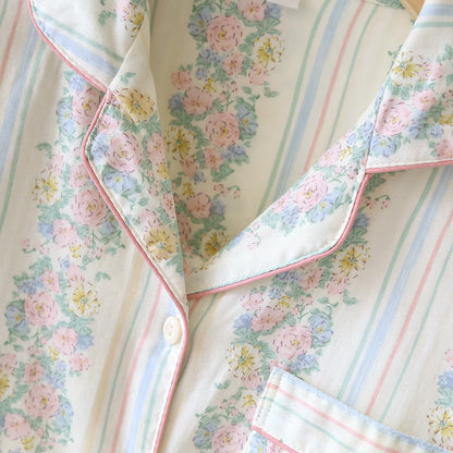 Pigiama in garza di cotone con cardigan floreale
