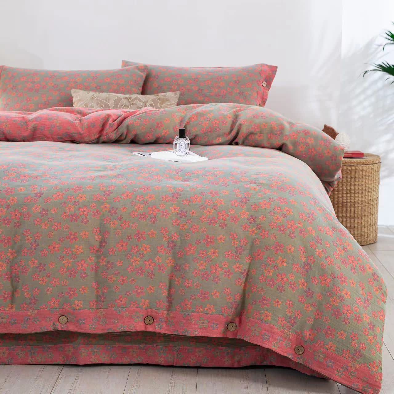 Set di biancheria da letto in garza di cotone con bottoni floreali (4 pezzi)