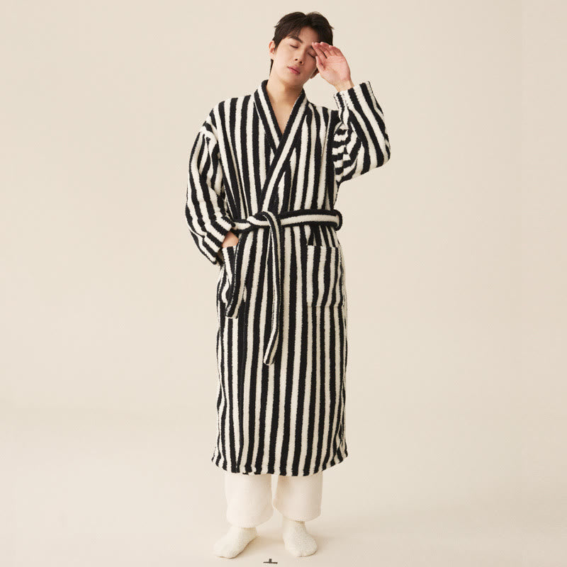 Accappatoio lungo invernale in pile a righe moderne - Accappatoio con pantaloni - Bianco e nero - Uomo 2XL - image 9