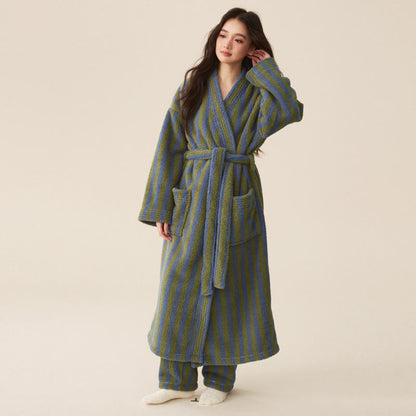 Accappatoio lungo invernale in pile a righe moderne - Accappatoio con pantaloni - Verde scuro - Donna XL - image 1