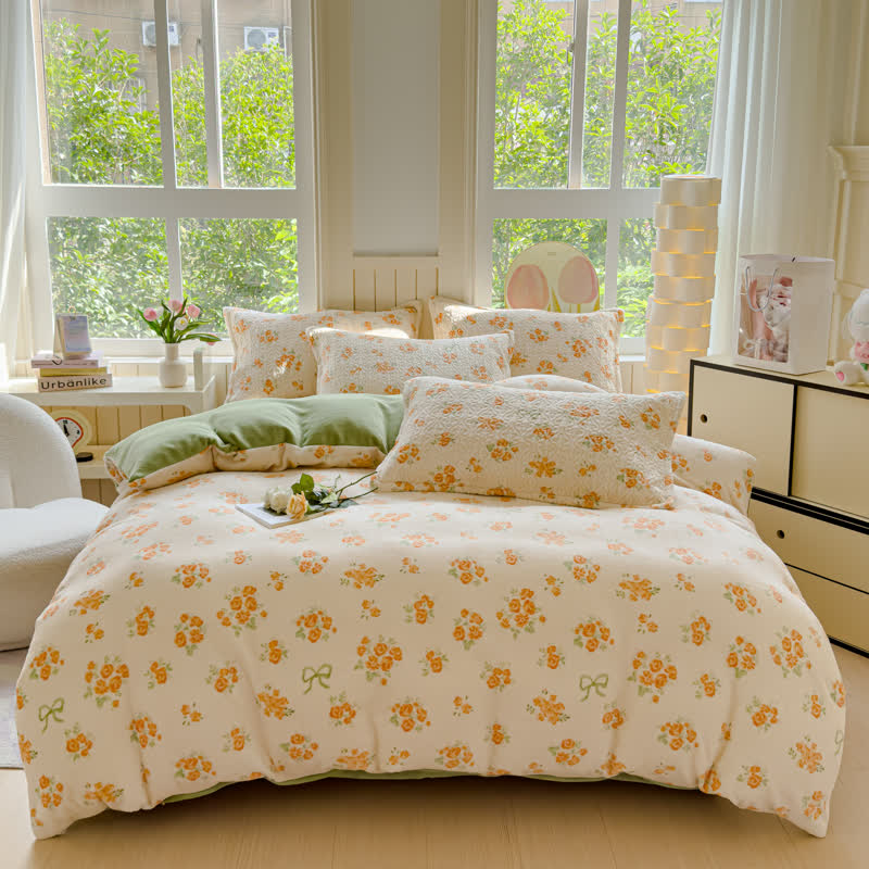 Set di biancheria da letto in velluto caldo Refresh Flower (4 pezzi)