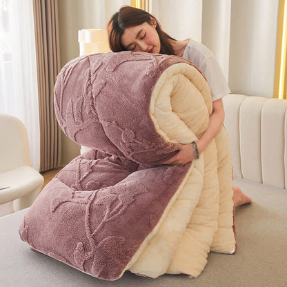 Coperta invernale con foglie di ginkgo e anima trapuntata