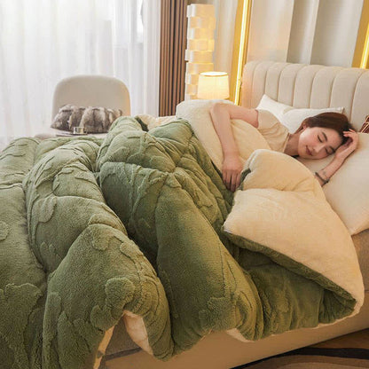 Coperta invernale con foglie di ginkgo e anima trapuntata