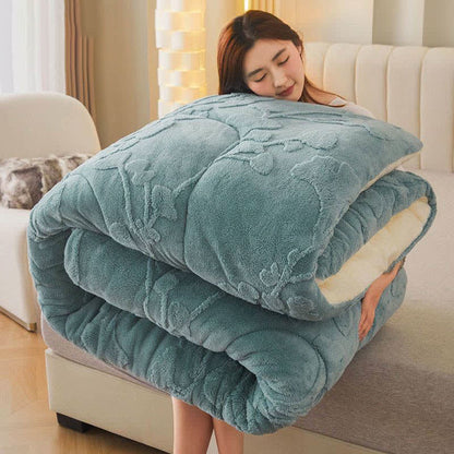 Coperta invernale con foglie di ginkgo e anima trapuntata